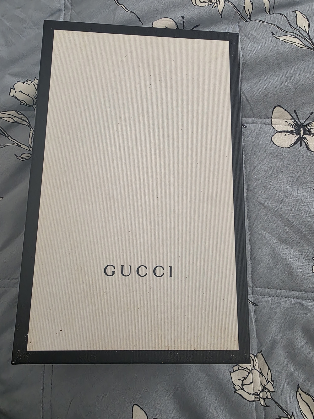 Gucci White Leather Sneakers with Green and Red Web Stripe - Picture 3 of 4